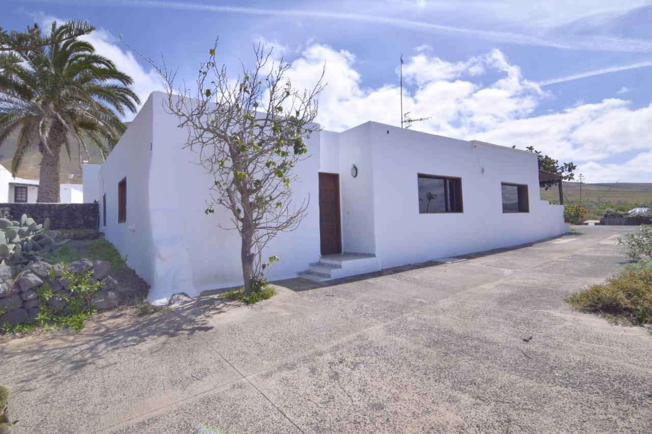 Casa Famara Villa Teguise  Exterior photo
