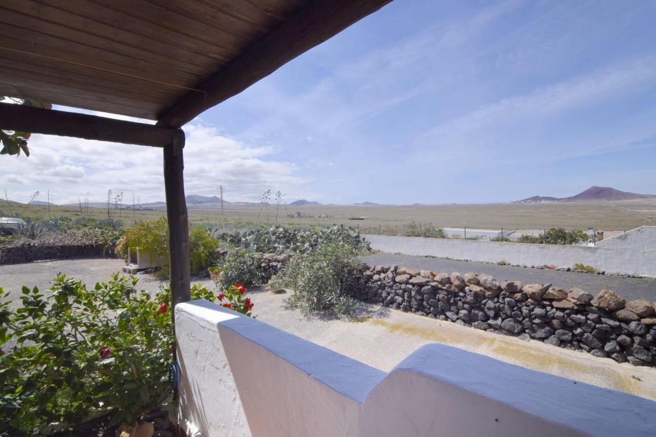 Casa Famara Villa Teguise  Exterior photo